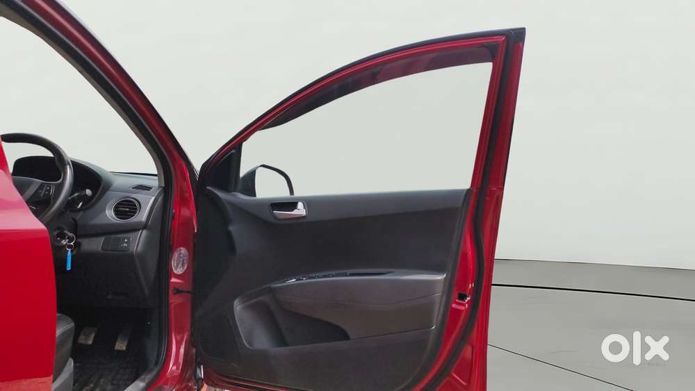 Hyundai Grand I10 1.2 Kappa Sportz Dual Tone, 2018, Petrol