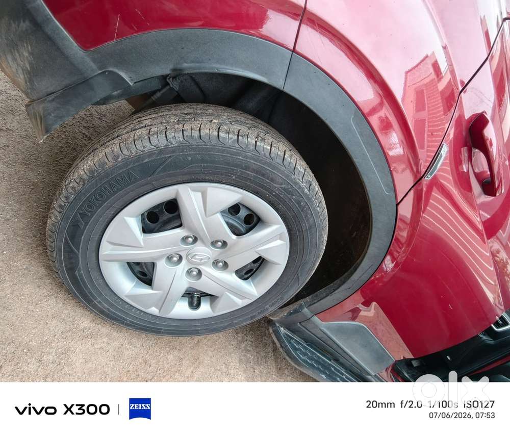 Hyundai Venue 2022 Petrol 71908 Km Driven