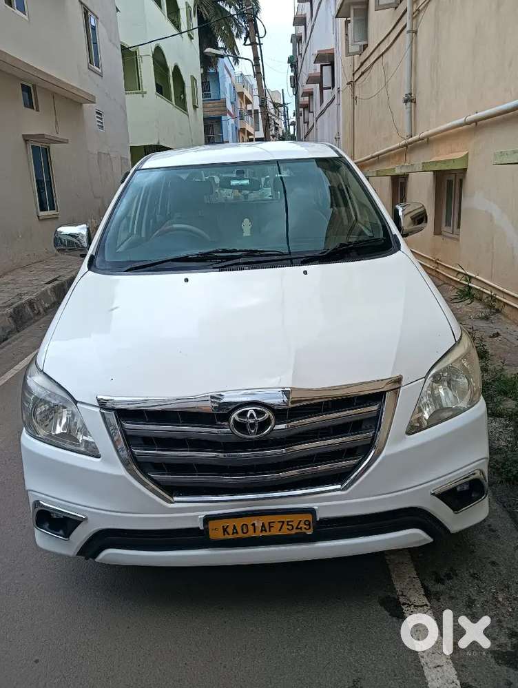 Toyota Innova 2016 Diesel 320000 Km Driven