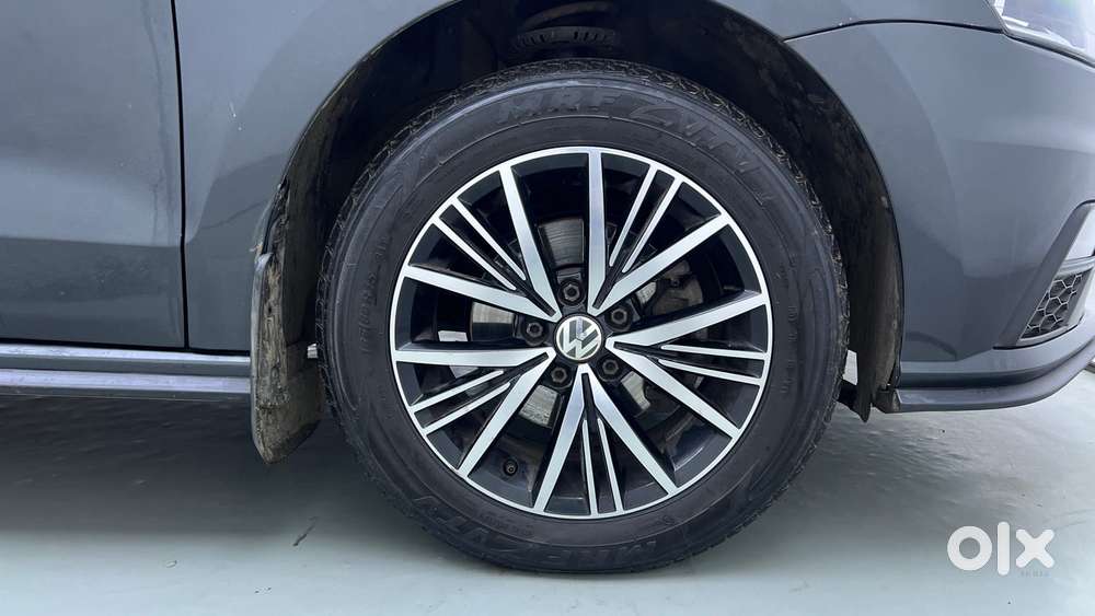 Volkswagen Vento Tsi, 2021, Petrol