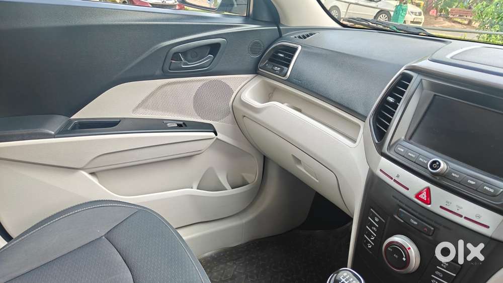 Mahindra Xuv300 W6, 2019, Petrol
