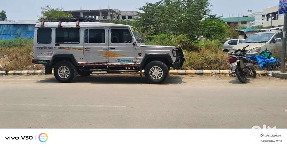 Force Motors Trax Cruiser 2003