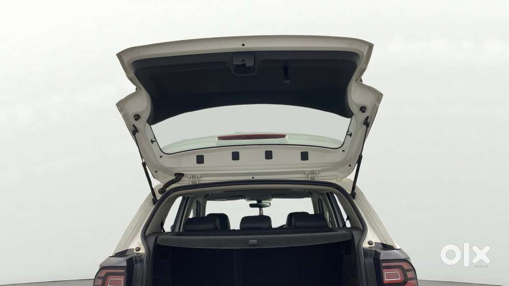 Volkswagen Taigun 1.0 Tsi Topline, 2022, Petrol