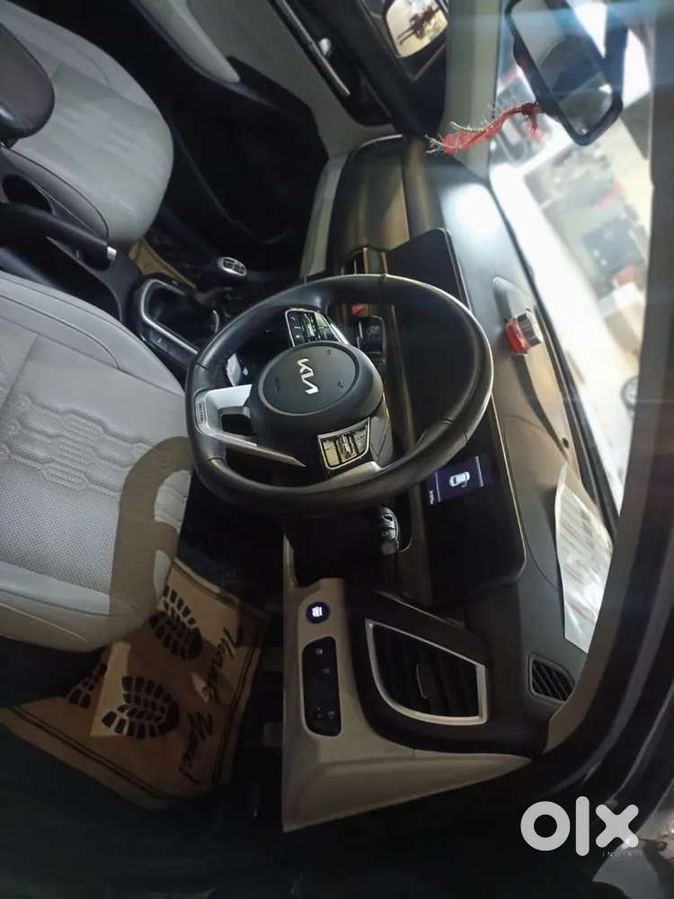 Kia Seltos 2023 Petrol Well Maintained