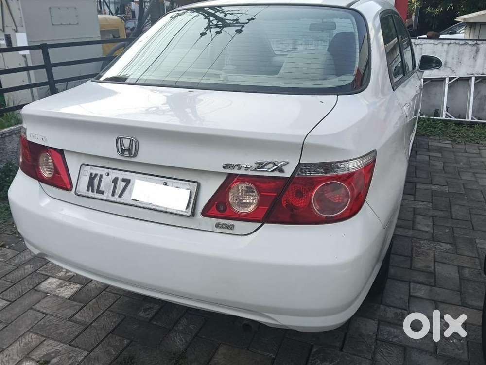 Honda City Zx 2006 Petrol Well Maintained