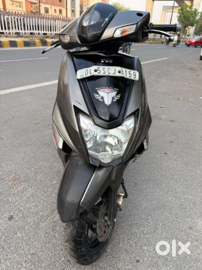 Maruti Suzuki Swift Vxi + Manual, 2019, Petrol