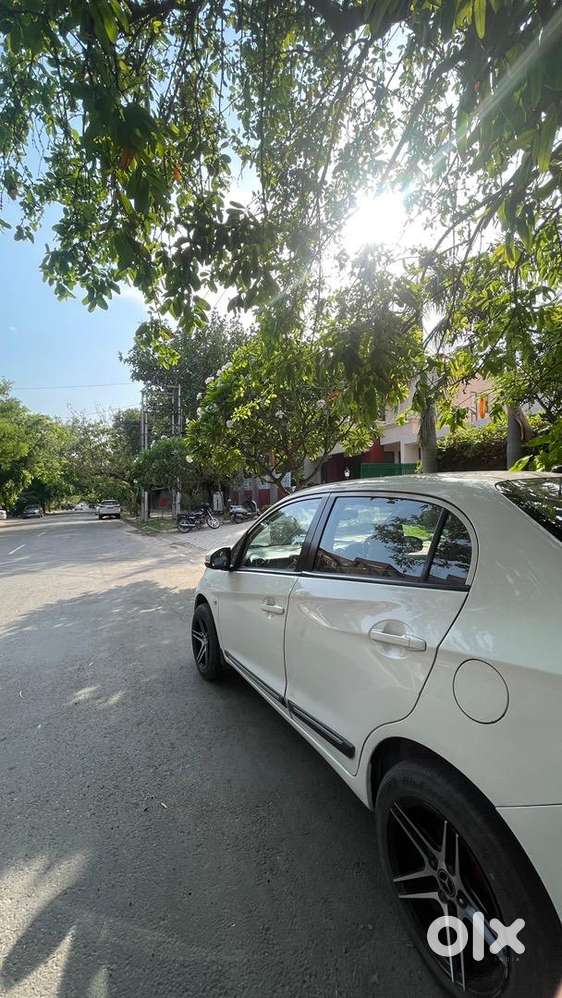 Honda Amaze 2015 Diesel Well Maintained