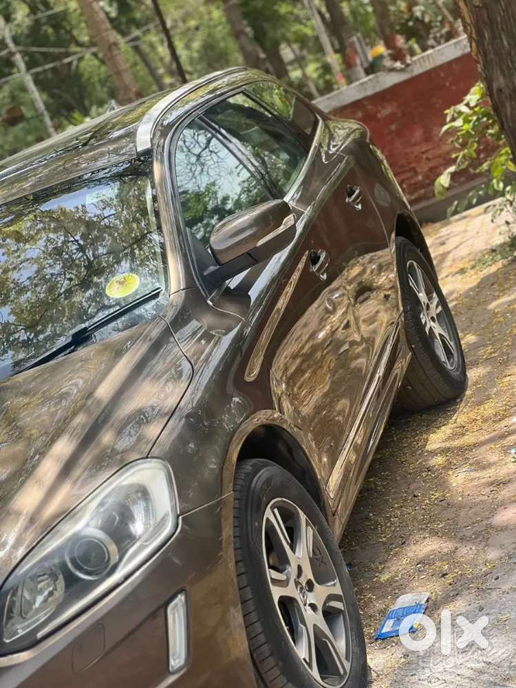 Volvo Xc60 Top Model Sunroof Diesel Owner 1st