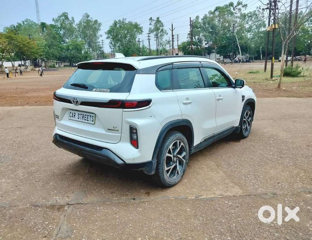 Toyota Urban Cruiser Hyryder 1.5 V Neo Drive At, 2023, Petrol