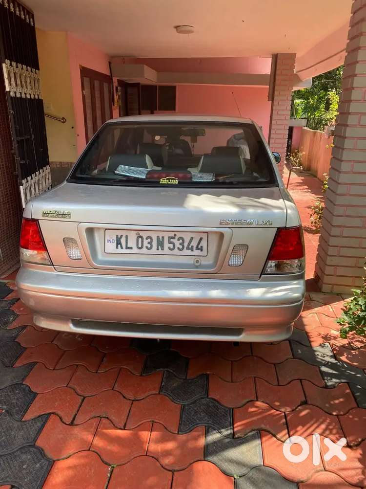 Maruti Suzuki Esteem Lxi 2006