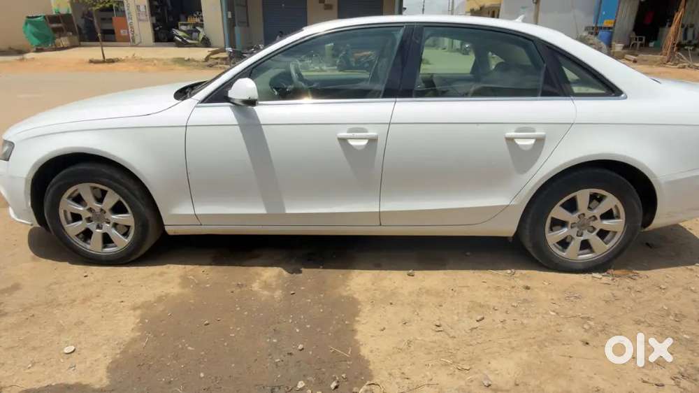Audi A4 2010 Sunroof Petrol