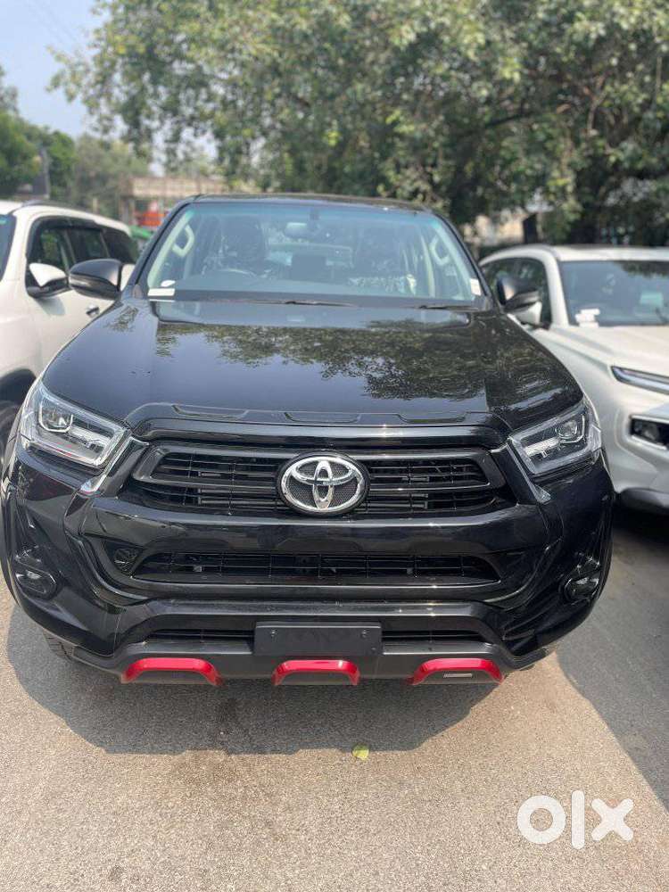 Toyota Hilux Black Edition Diesel Turbo Automatic, 2026, Diesel