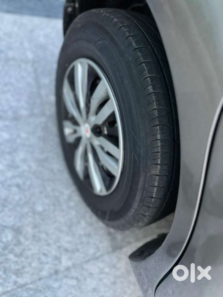Maruti Suzuki Swift 1.2 Lxi (o), 2019, Petrol