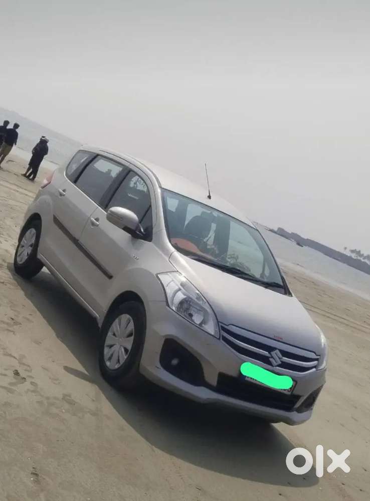 Maruti Suzuki Ertiga Vxi Petrol Cng