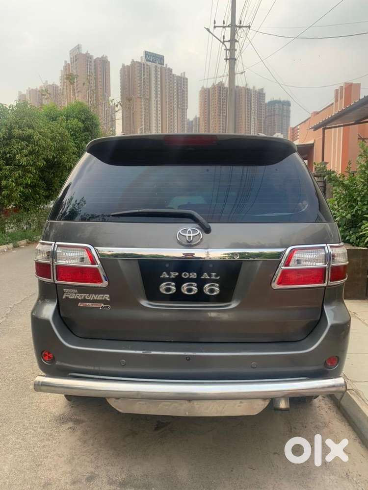 Toyota Fortuner 2011 Diesel Well Maintained