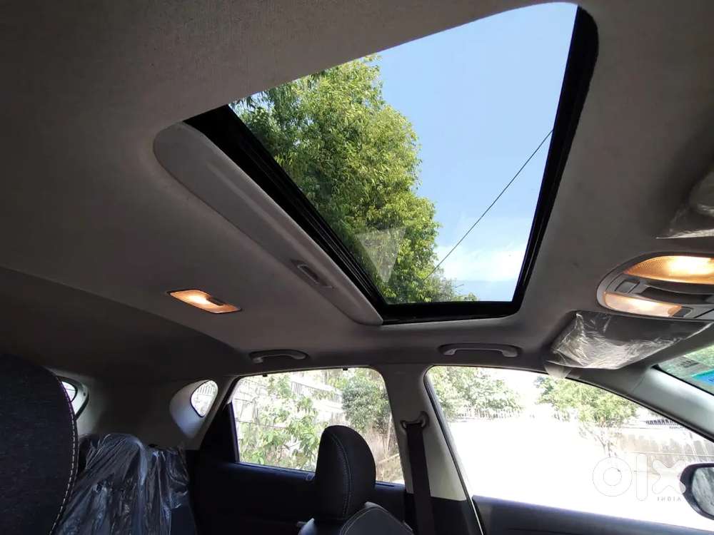 Kia Sonet 2025 Petrol 25751 Km Driven