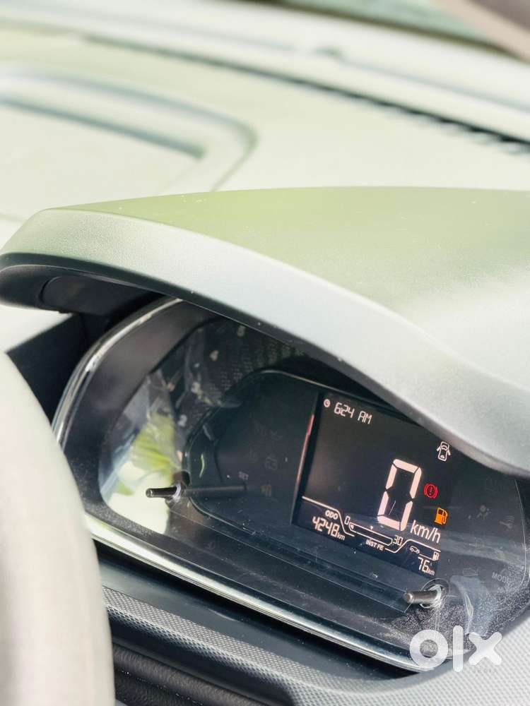 Tata Tiago 1.2 Revotron Xt (o), 2024, Petrol