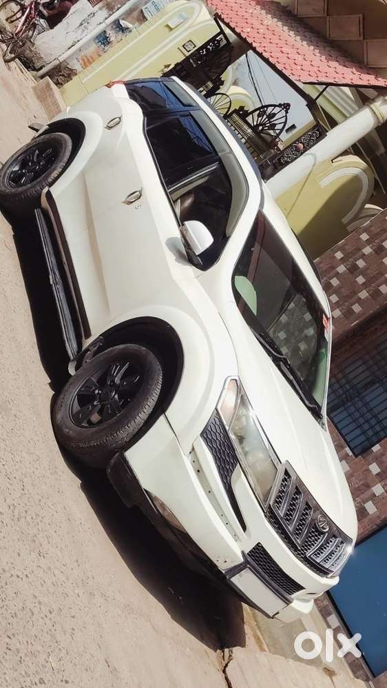Mahindra Xuv500 Diesel 2013