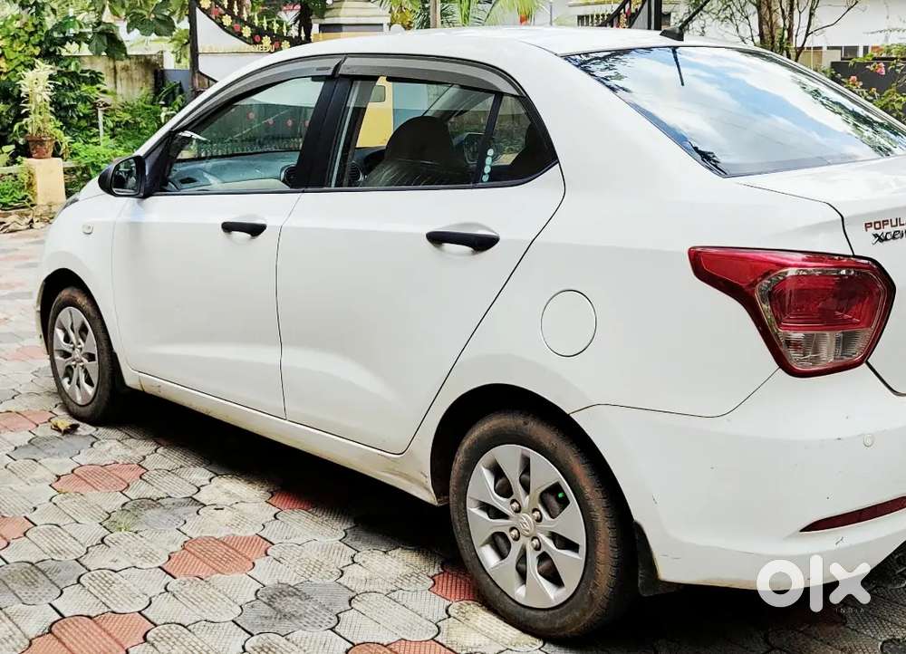 Hyundai Xcent 2014 Petrol Well Maintained