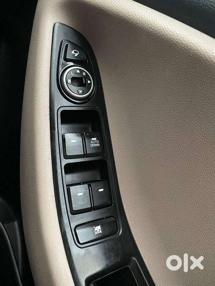 Hyundai I20 Sportz 1.2 Bs-iv, 2017, Petrol