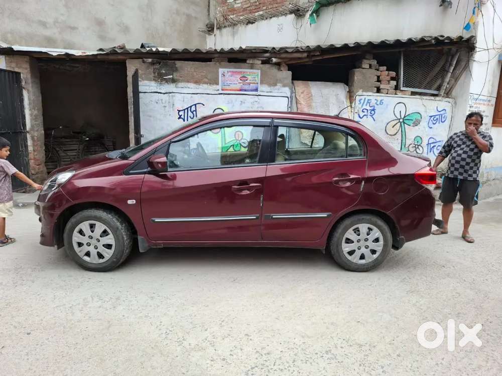 Honda Amaze 2013 Petrol Well Maintained Led Back Camera & Sensor