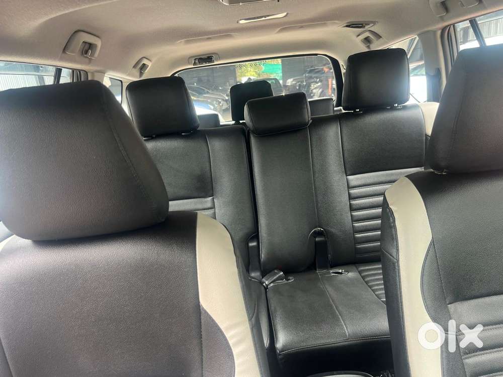 Toyota Innova Crysta 2.4 G Mt, 2016, Diesel