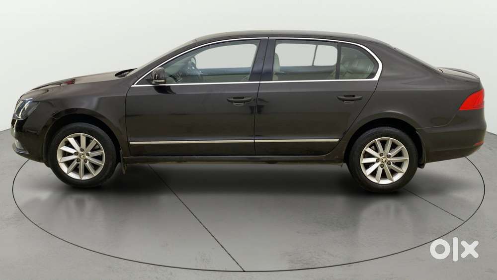 Skoda Superb 2013-2015 Elegance 1.8 Tsi Mt, 2015, Petrol