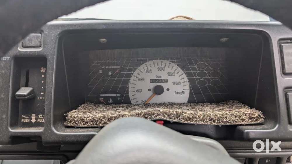Maruti Suzuki 800 Petrol Manual 2010