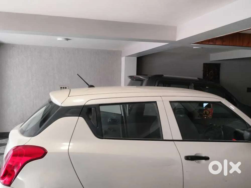 Maruti Suzuki Swift 2021 Lxi