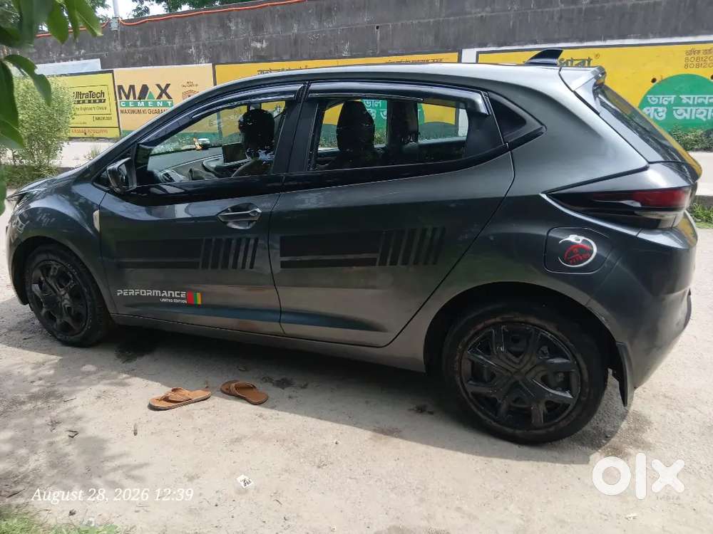 Tata Altroz Xm Plus 2024 Petrol