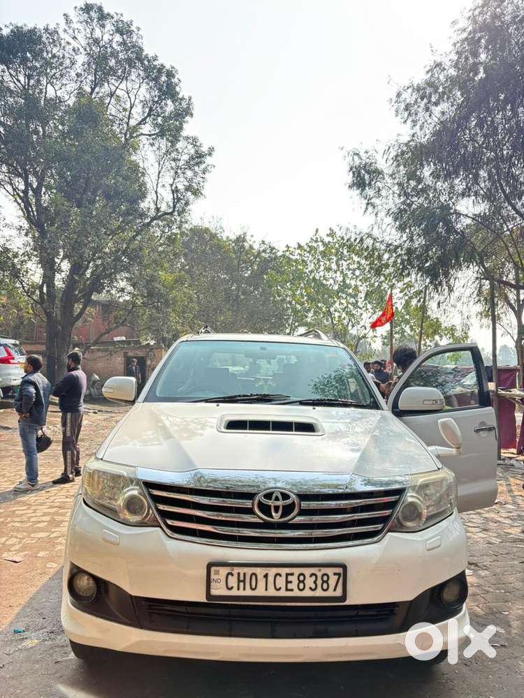 Toyota Fortuner 3.0 4x2 Automatic, 2013, Diesel