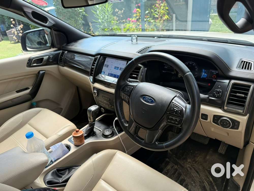 Ford Endeavour Titanium+ 2.0 4x4 &mdash; 2020 Bs6