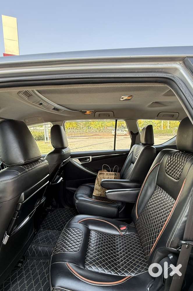 Toyota Innova Crysta 2.4 V, 2017, Diesel