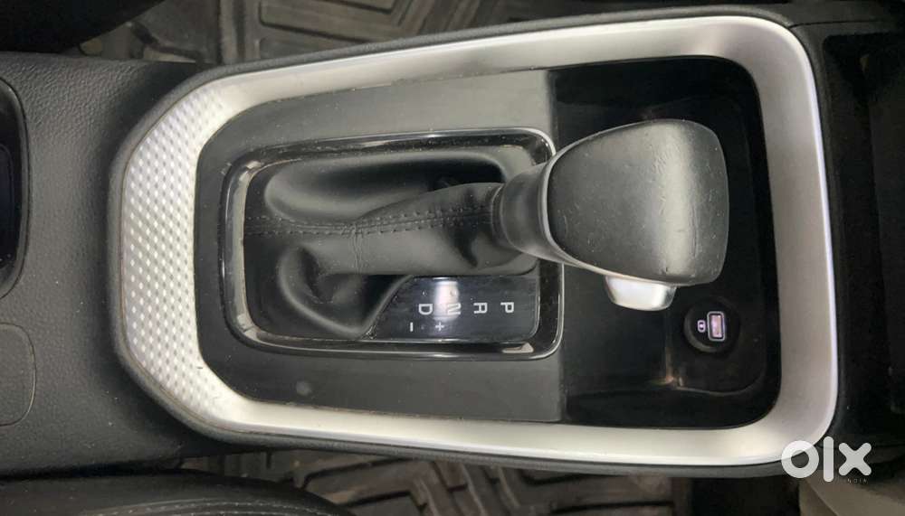 Kia Sonet Htx D, 2023, Petrol