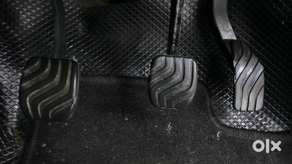 Renault Triber Rxz, 2019, Petrol