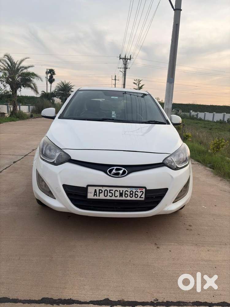 Hyundai I20 Petrol Manual 2014