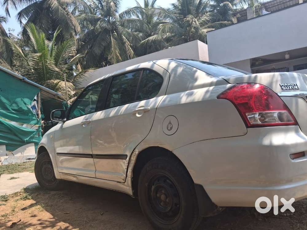 Maruti Suzuki Swift Dzire 2010 Petrol Well Maintained