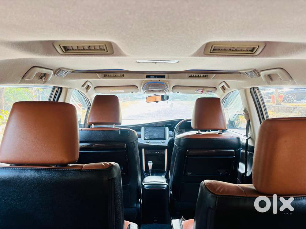 Toyota Innova Crysta