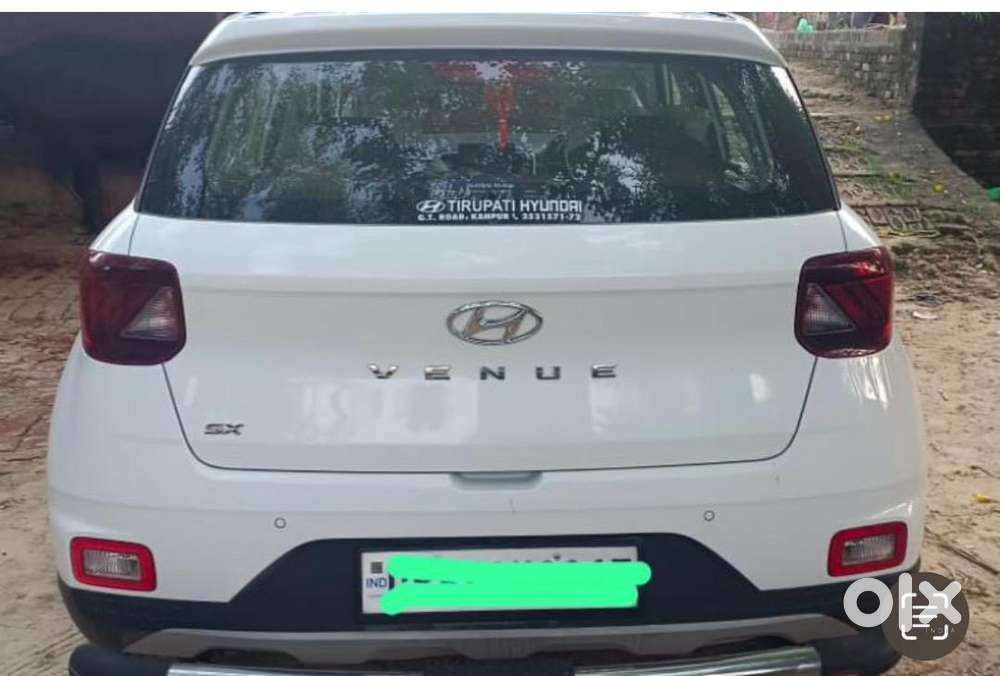 Hyundai Venue 2021 Diesel Well Maintained