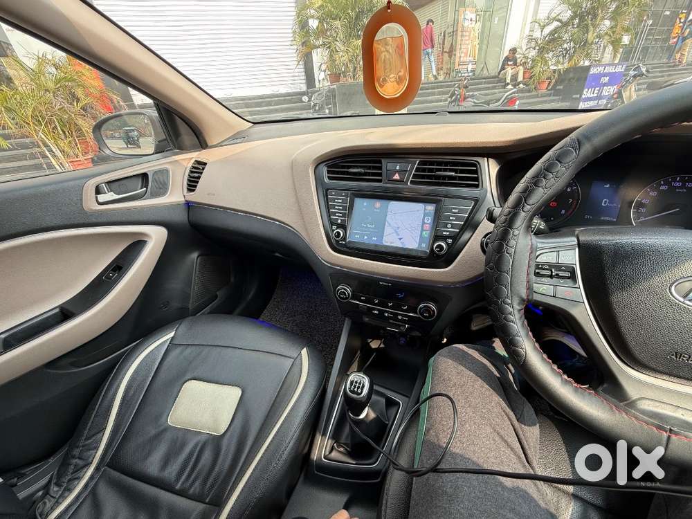 Very Less Driven Premium Hachback Well Maintained Top Model I20