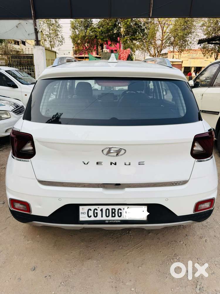 Hyundai Venue 1.2 S Plus, 2022, Petrol