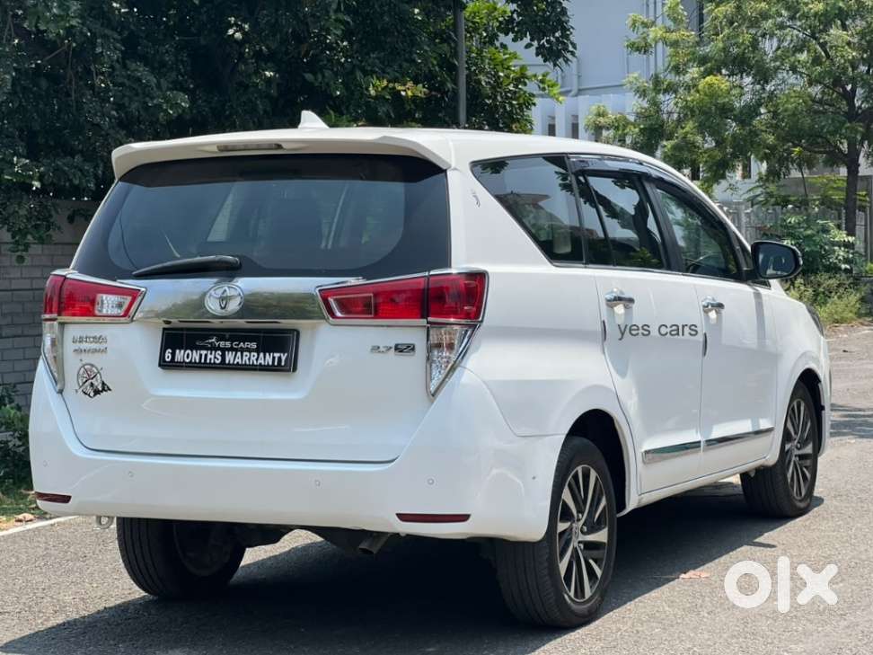 Toyota Innova Crysta 2.8 Z, 2022, Petrol