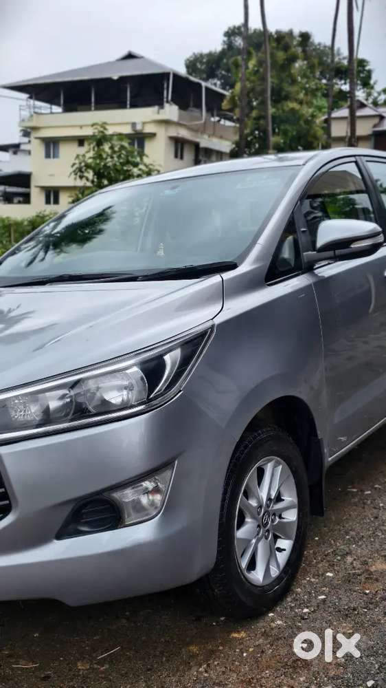 Toyota Innova Crysta 2.4g 7str 2017  Diesel Manual