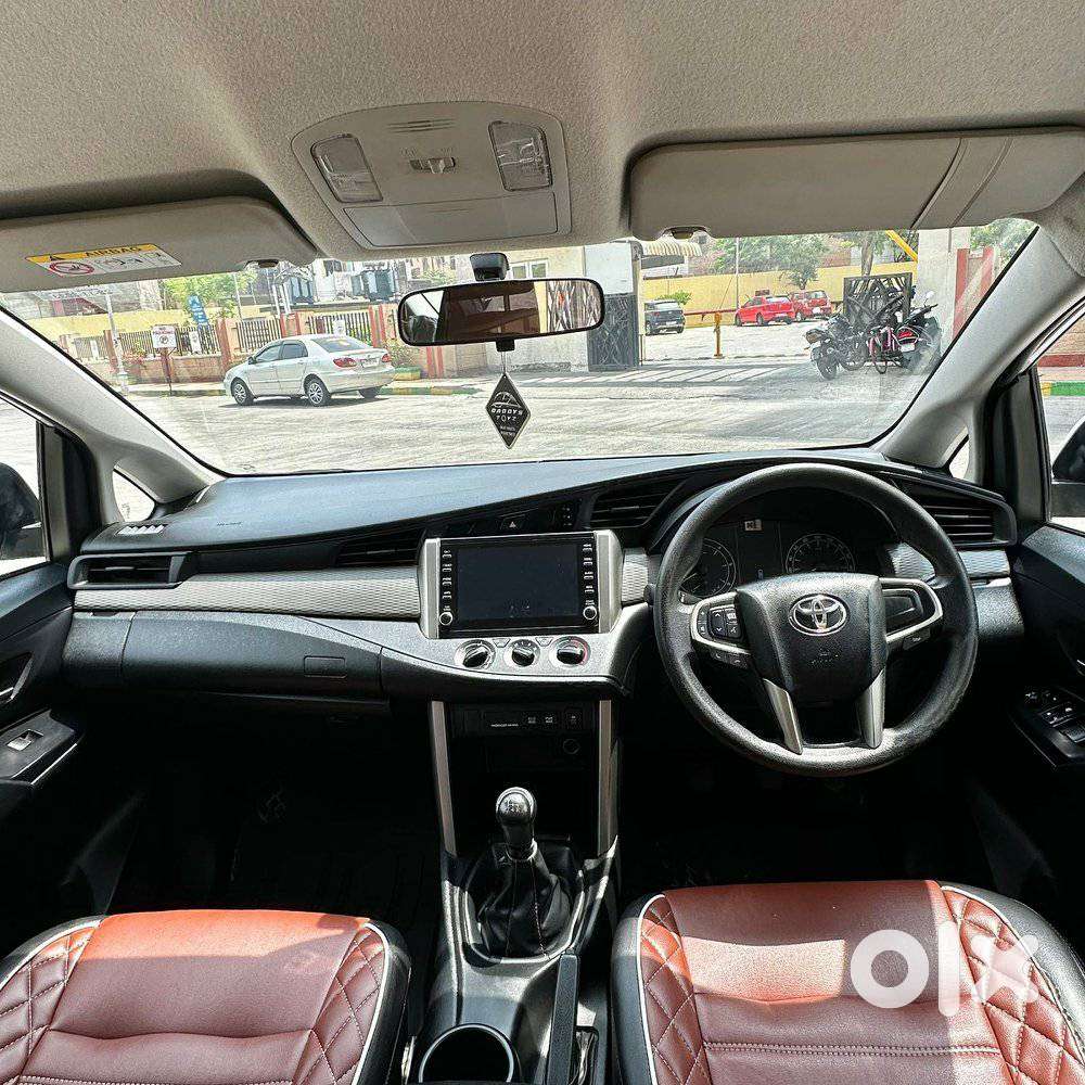Toyota Innova Crysta 2.4 G Plus Mt 7 Str, 2023, Diesel