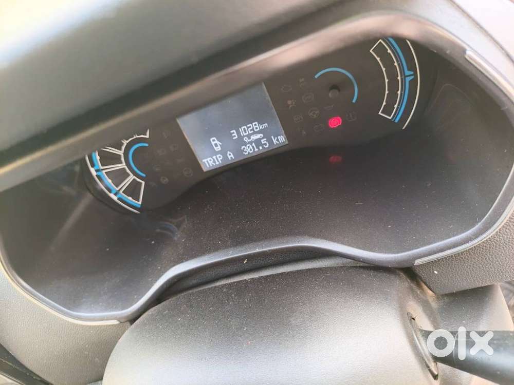 Triber Rxz Top Modal 2022 Cng Pass With Paper