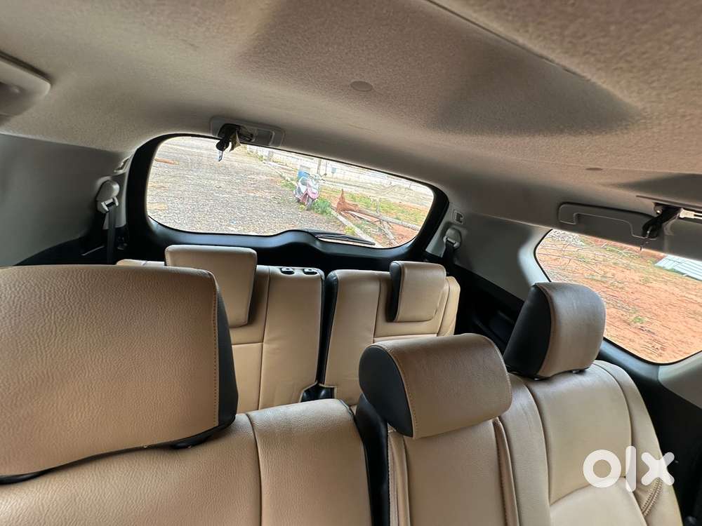 Toyota Innova Crysta 2024