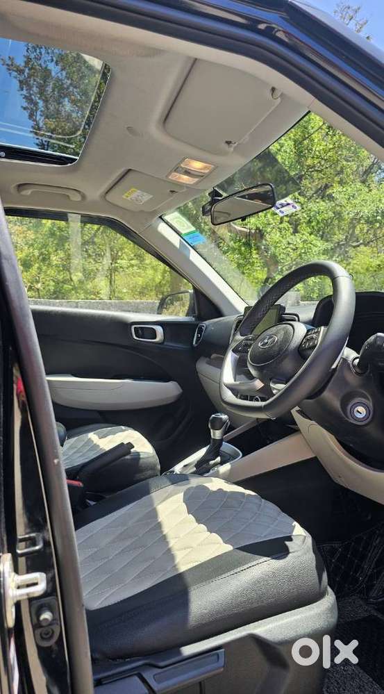 Hyundai Venue 1.0 S (o) Turbo Dct, 2025, Petrol