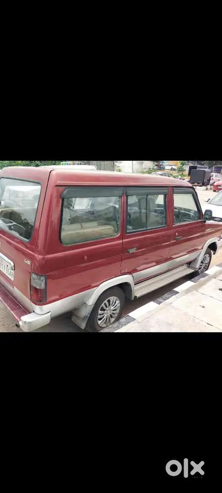 Toyota Qualis 2004 Diesel 150000 Km Driven