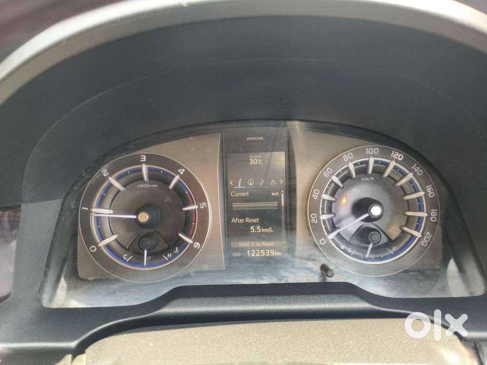 Toyota Innova Crysta 2.4 V 8 Str, 2020, Diesel