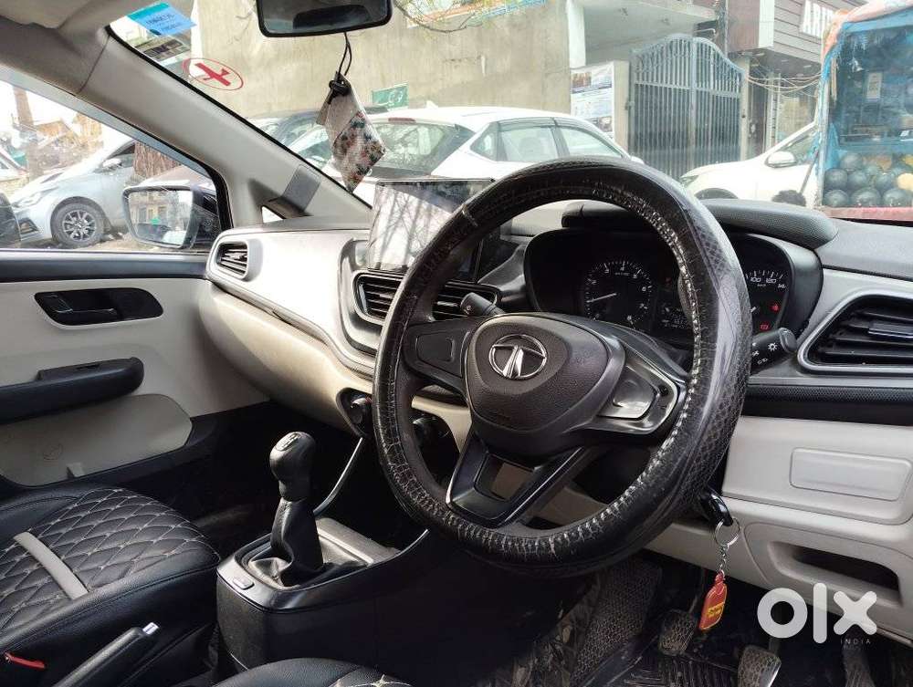 Tata Altroz 1.2 Xm, 2021, Petrol